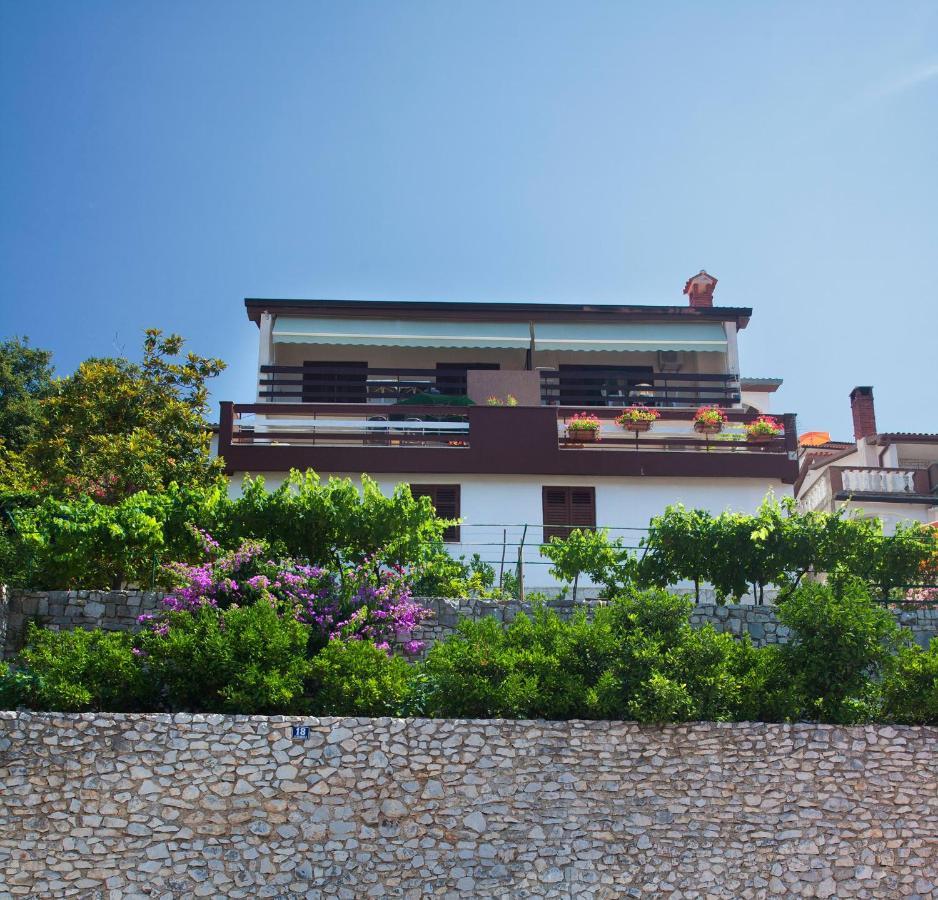 Apartments Lina 2023 Rabac Buitenkant foto