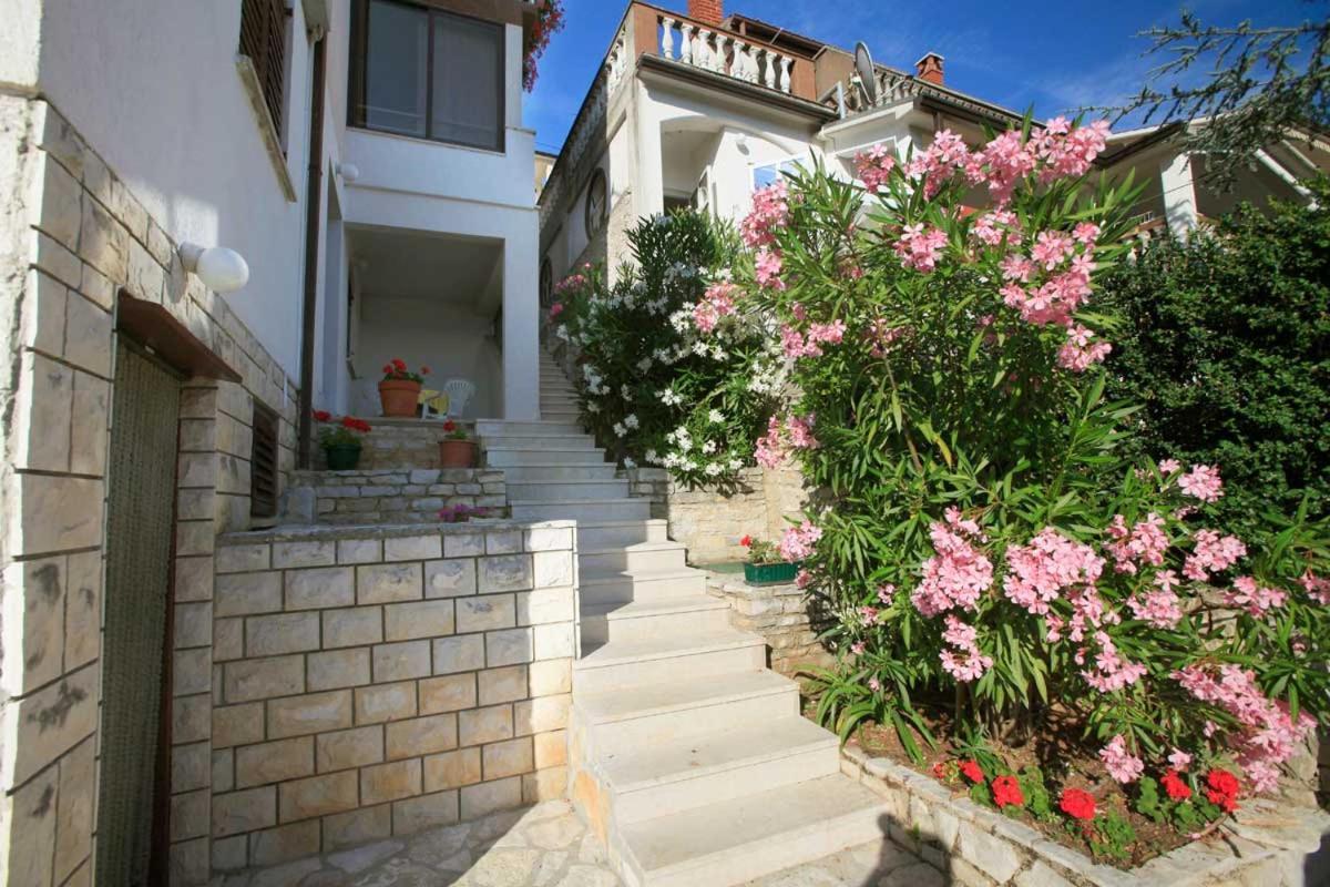 Apartments Lina 2023 Rabac Buitenkant foto